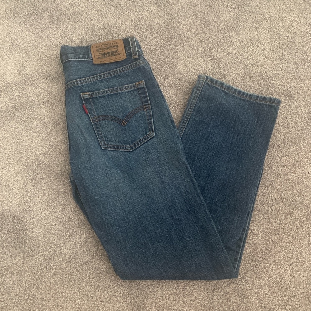 Levi’s 514 Slim Straight Low-Waisted Jeans
